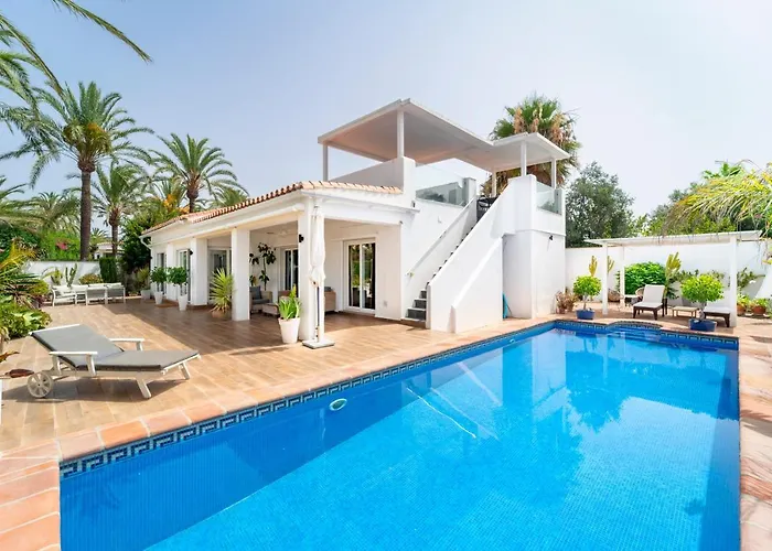 Villa Emma By The Sea With Private Pool Marbella